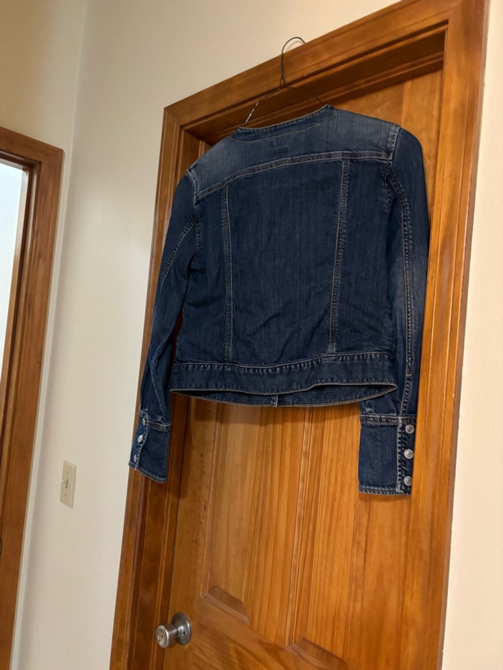 Vintage GAP Women's Dark Blue Jean Jacket Y2K like new - Picture 13 of 16
